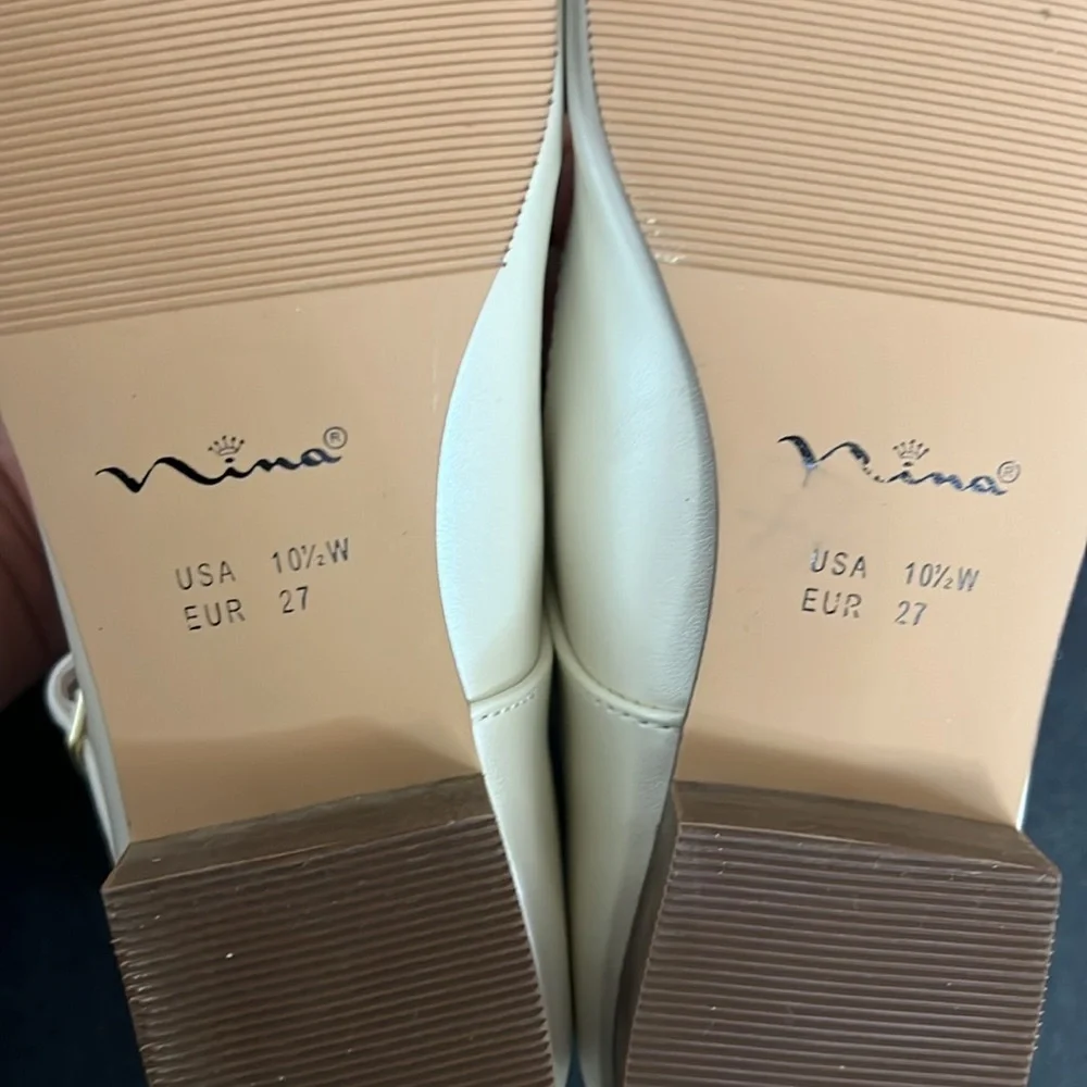Nina Bonnett Girls beige Leather Shoes size 10.5